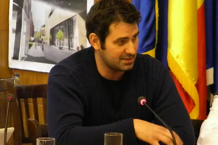 Adi Hadean, un Jamie Oliver de Cluj care va gati pentru copii din gradinite si scoli! VIDEO