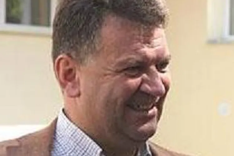 Procesul in care Gicu Gansca este acuzat de manipularea bursei s-a amanat! 