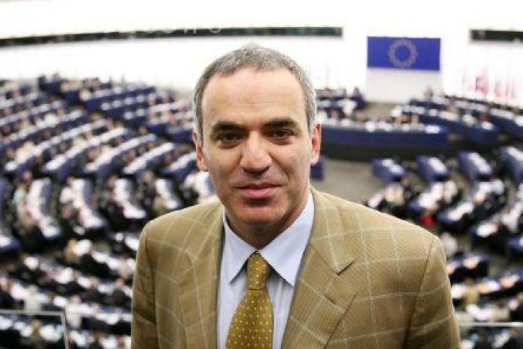 Fostul campion mondial de sah Garry Kasparov a castigat show-ul "Vrei sa fii milionar?" din Georgia