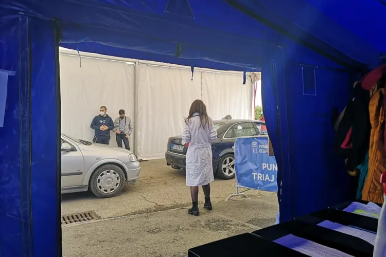 Cluj: Vaccinarea Drive Through din Cluj-Napoca este un SUCCES NAȚIONAL datorită acestui medic - FOTO