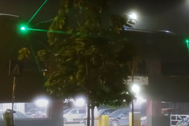 Pe strada Mehedinți, din Mănăștur, oamenii au ”discotecă” în fiecare noapte, fără să își dorească - VIDEO   