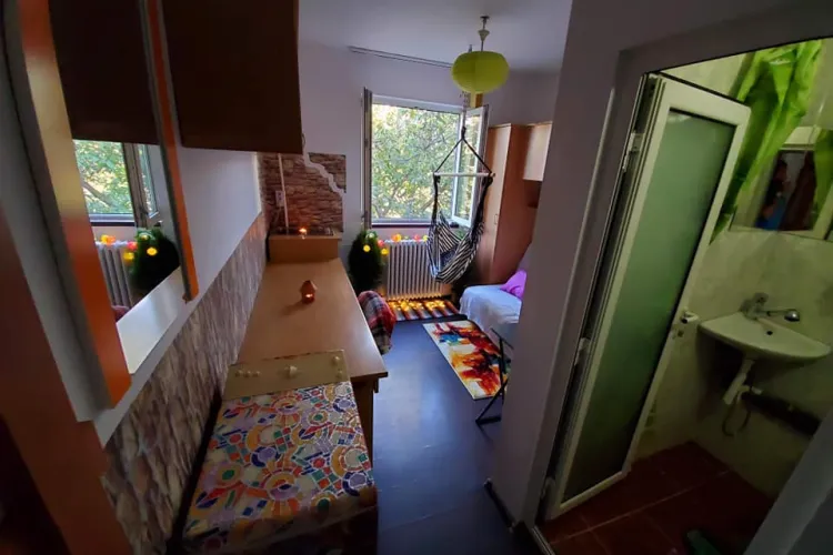 Cluj: ”Garsonieră” de 11 mp, dată în chirie la preț de apartament cu 2 camere - FOTO   
