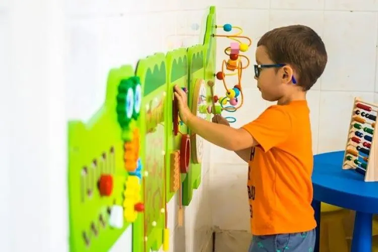 Un aparat special de sterilizare, folosit cu succes la Clinica Pediatrie 3 din Cluj-Napoca - FOTO   