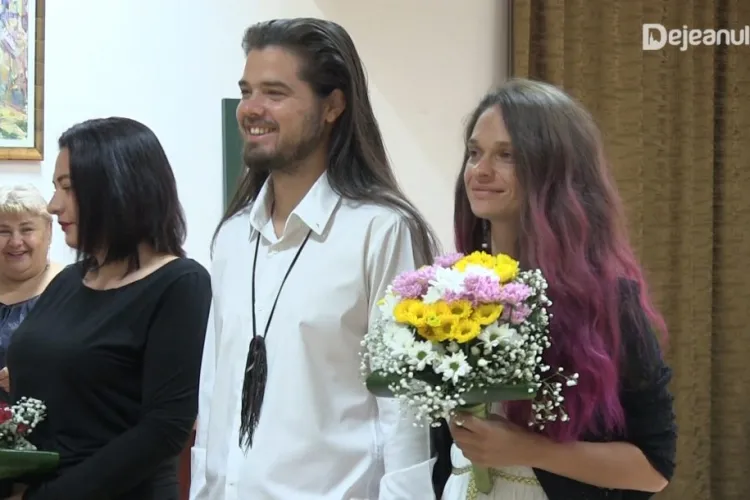 Happy End în povestea de dragoste a anului! Americanul expulzat de la Cluj a revenit și a luat-o de nevastă pe aleasa din Dej - FOTO   