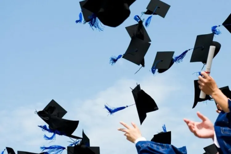 Cluj: Școlile vor organiza festivități de sfârșit de an fie în curtea școlii, fie în clasă