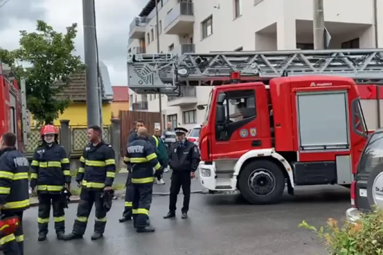 Cluj: 3 persoane au fost rănite în urma unui INCENDIU ce a izbucnit pe strada Fabricii - VIDEO