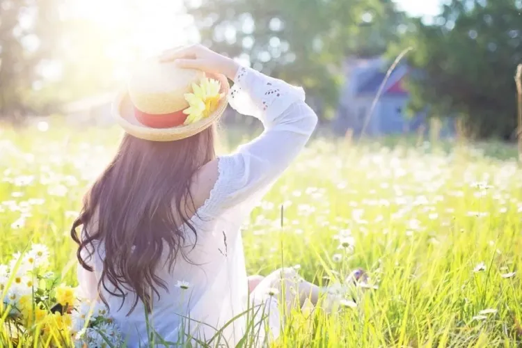 Horoscop iunie. Care sunt zodiile care vor urca pe treptele succesului în prima lună a verii