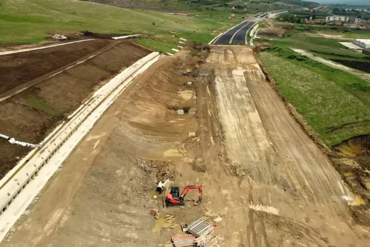 Nu mai este asfalt pentru autostrada Sibiu - Cluj Napoca. Proiectul este pus în pericol   