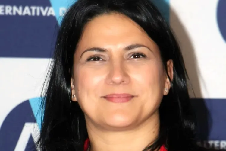 Clujeanca Adela Mîrza este noul președinte al partidului Alternativa Dreaptă