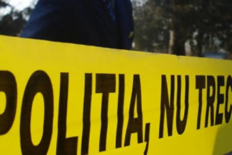 Moarte suspectă în Deușu, comuna Chinteni. Fiica și-a lovit tatăl. Vecinii spun că a vrut să îl ardă