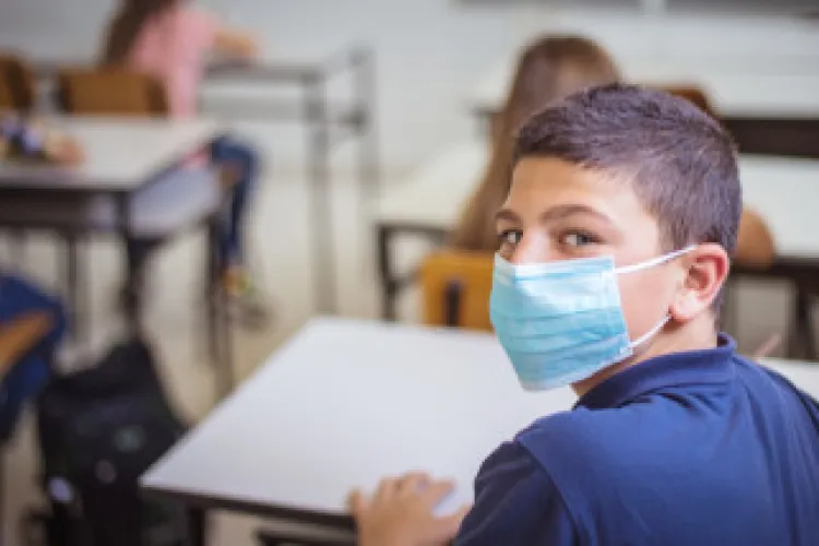 Evaluare Națională 2021. Absolvenții de gimnaziu care nu au putut susține examenele încep de luni etapa specială