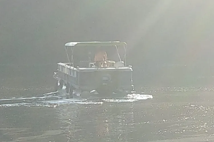 Șmecherii încă ies cu bărcile pe Tarnița. Acum urmează partea dificilă, amendarea milionarilor din Cluj - VIDEO   