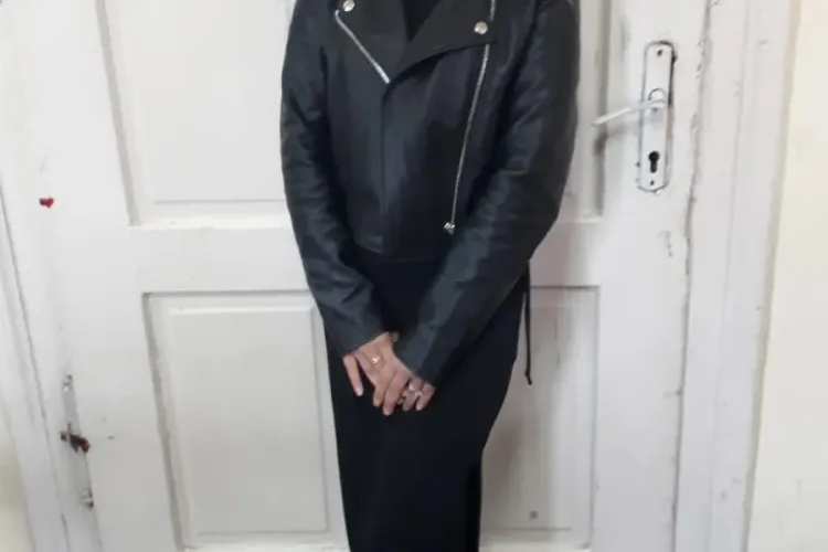 Cluj: Minoră din Florești a dispărut iarăși de acasă - FOTO