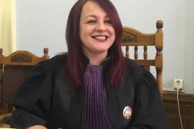 Boc a învins-o pe judecătoarea Adina Lupea: Se bătea cu cărămida în piept că garajul ei nu va fi demolat    
