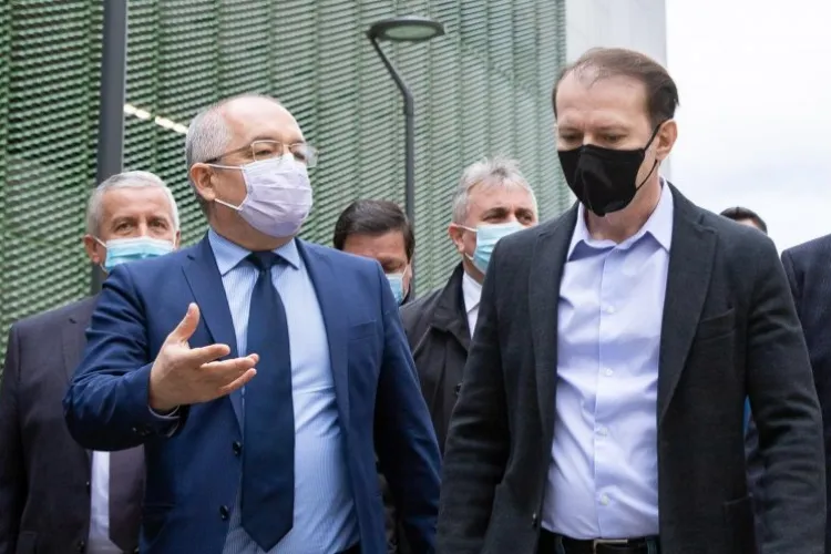 Emanuel Ungureanu: De ce nu vine DNA să-l ia pe Cîțu, care s-a folosit de angajații guvernului, ca și Dragnea