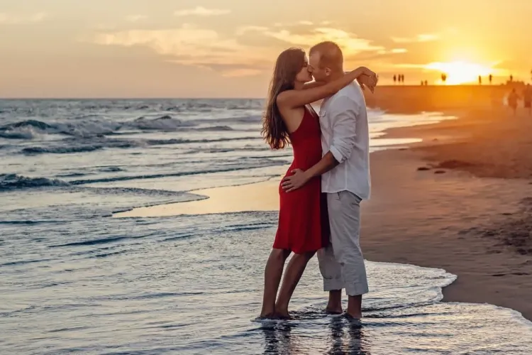 Horoscop 23 iulie 2021. Săgetătorii se pot îndrăgosti iremediabil