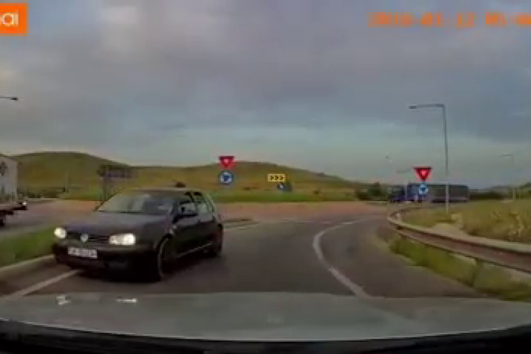 Șofer filmat la Nădășelu, când intra pe autostradă pe contrasens: Nu îi înțeleg pe acești șoferi - VIDEO