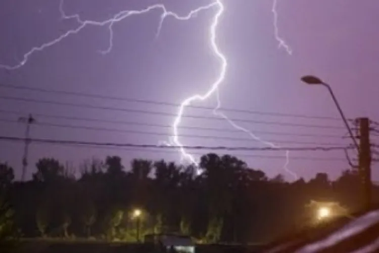 ALERTĂ METEO pe Cluj: Vijelie puternică și COD PORTOCALIU 