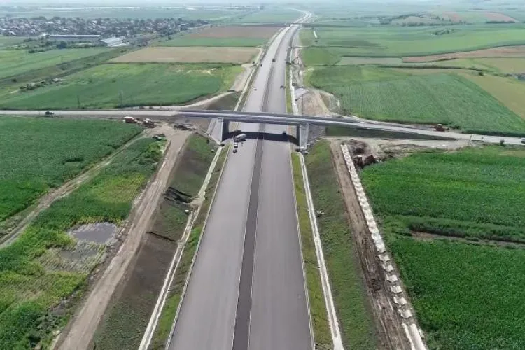  Drumul expres dintre Oradea şi Autostrada Transilvania. Ministrul Transporturilor anunță semnarea contractului pentru construire 