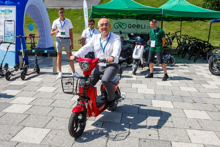 Boc recunoaște că la Cluj e trafic sufocant! Ce le spune celor care cred că metroul e proiect faraonic: Încă nu s-au inventat dronele...