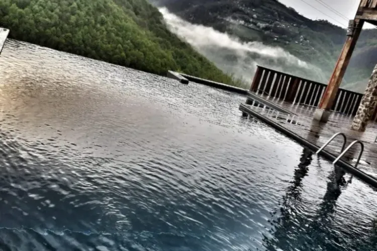 Cabana din Cluj, cu view de un milion de euro! Cabana Barlogul e fix ce trebuie vara - FOTO