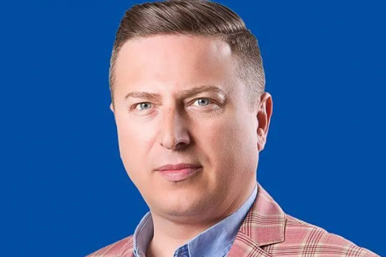 Primarul Traian Ogâgău și-a pierdut mandatul. Anul trecut își umilea fiica