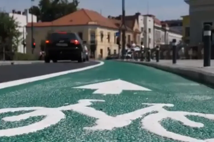 Cameramanul lui Boc a dat turul străzilor refăcute în zona Parcului Central. Ce îi transmit clujenii primarului și ce reclamații au - VIDEO