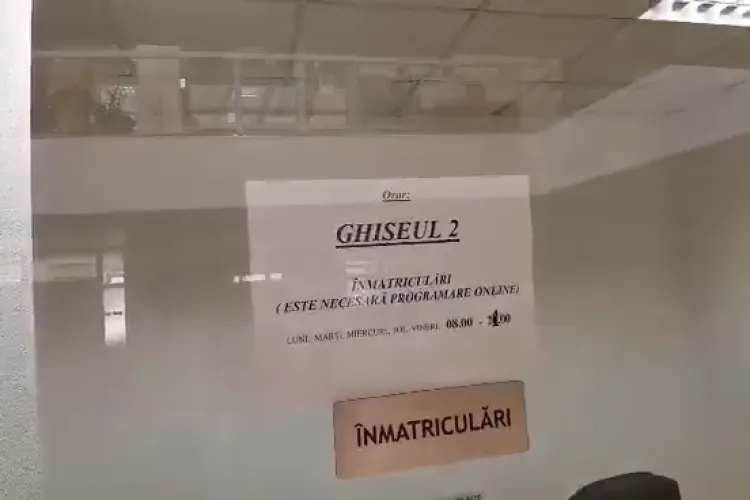 Direcția Permise și Înmatriculări Cluj nu are program în ultima vineri din lună. Clujenii reclamă că nu știau acest lucru - VIDEO