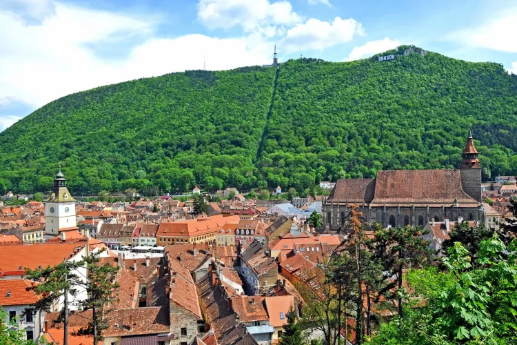 Brașovul a atras cel mai mare număr de turiști în primul semestru din 2021. Pe ce loc, în preferințele turiștilor, se află Clujul?