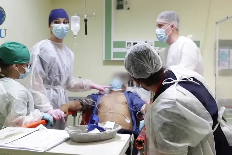 Un medic explică cum va lovi valul 4. Prima dată se ocupă ATI, cu cei care cred că vaccinul e apă de ploaie   