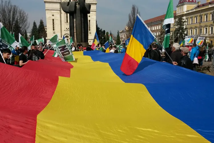 Cluj: Noua Dreaptă face miting și cere interzicerea marșului Gay Pride