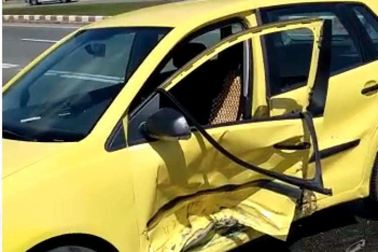 Accident rutier în Vâlcele. 3 persoane au fost rănite - VIDEO