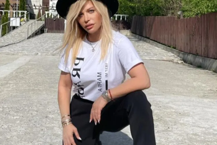 Loredana s-a fotografiat în bucătărie, iar fanii s-au aprins pentru că își bate joc de talentul ei  - FOTO   