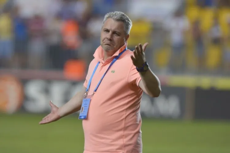  Șumudică, într-o situație complicată: va fi demis de la CFR Cluj? Dan Petrescu vrea să revină 