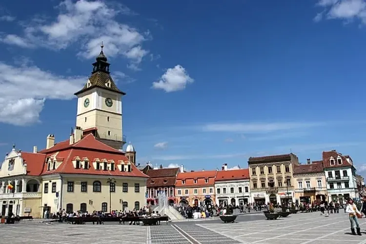 Un actor a comparat unde sunt cele mai scumpe restaurante, la Cluj sau la Brașov: E ca-n Ali Baba și cei 40 de proști. Pardon, de hoți...