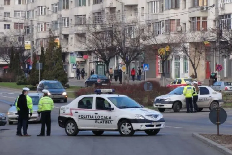 Femeie înjunghiată în spate și în gât de soț, într-un autobuz din Slatina. Pasagerii au privit tot cu teroare