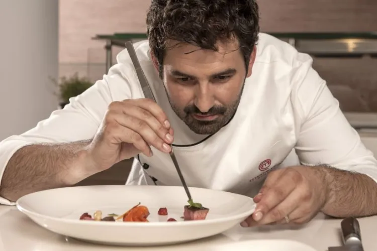 Renumitul bucătar clujean Adi Hădean explică de ce ”ospitalitatea românească în picaj” NU în declin