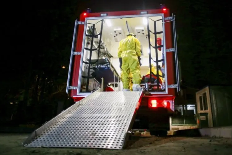 868 cazuri noi în România, duminică