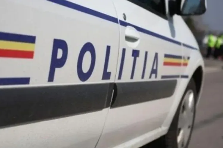 Accident la METRO - Florești. Bărbat de 80 de ani pe scuter, lovit de o autoutilitară - FOTO