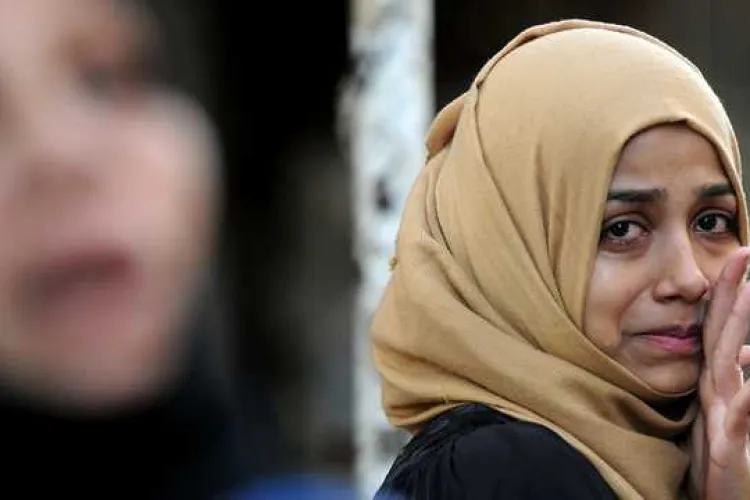  „Talibanii au bătut la ușă de trei ori. A patra oară au intrat și au omorât-o în bătaie”. Femeile afgane, terorizate de noul regim 