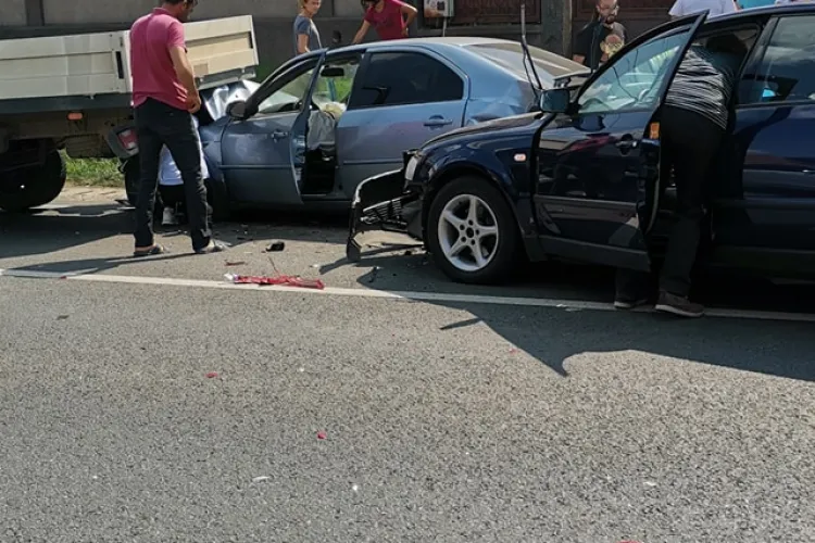 Două accidente în același timp în Rădaia, comuna Baciu - FOTO