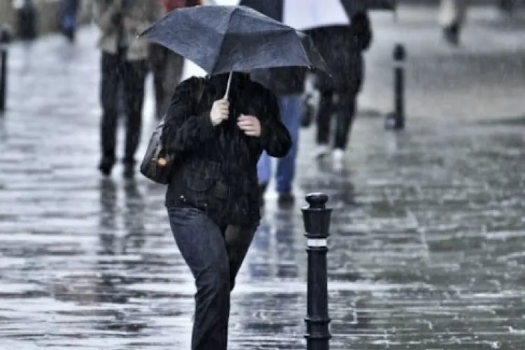 Meteo. Frig și ploi în luna septembrie. Prognoză meteo pentru următoarele patru săptămâni