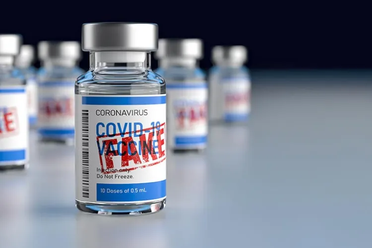 Revistă cu informații false despre vaccinul anti COVID, distribuită în mai multe localități din România 