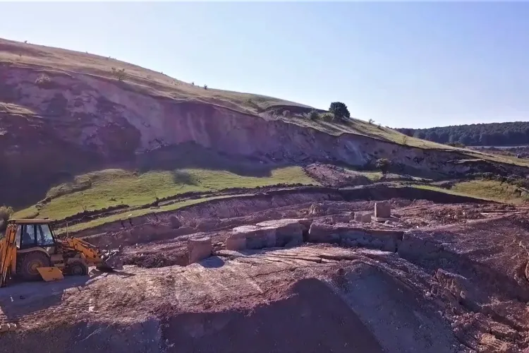 Alunecări de teren pe șantierul Nădășelu - Zimbor, din Autostrada Transilvania. Studiile se fac cam degeaba - FOTO