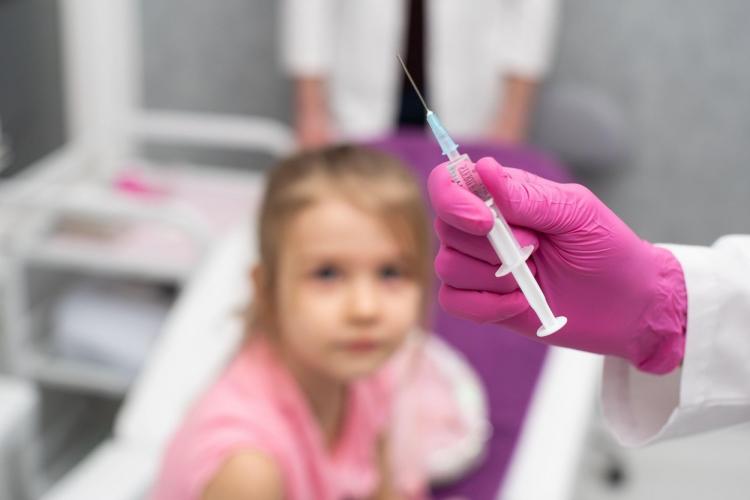 Clujul, pe locul 2 în topul județelor cu cei mai mulți copii vaccinați anti-COVID din România