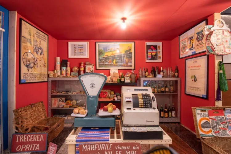 Made in RO: muzeul pop-up de publicitate și branduri românești revine la Iulius Mall Cluj