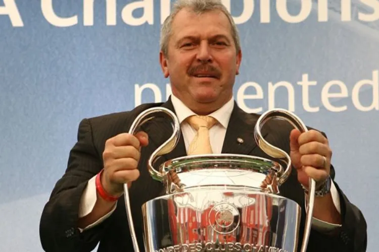 Helmuth Duckadam: Jucătorii de la echipa națională trebuie obligați să se vaccineze