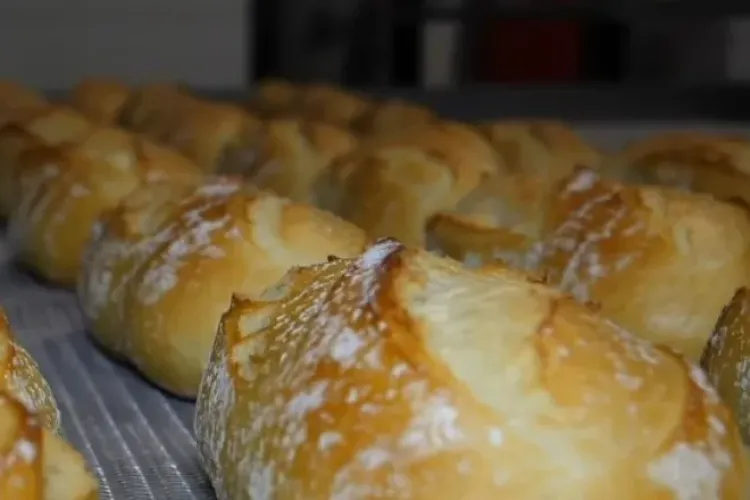 Pâine contaminată retrasă de la un cunoscut lanț de hipermarketuri