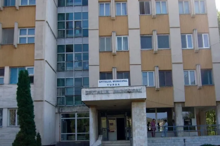 Medici și pacienți cu COVID la Spitalul din Turda 