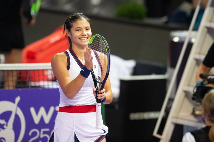 Emma Răducanu, victorie entuziasmantă la Cluj, la Transylvania Open: Mă simt acasă, în România. Îmi plac sarmalele